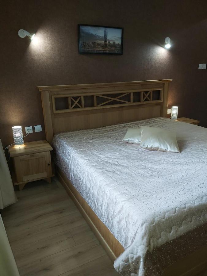 צ'יפליק Galaxy Hotel מראה חיצוני תמונה