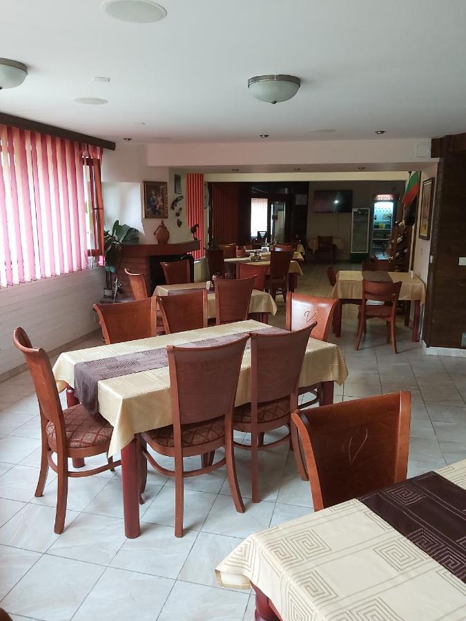 צ'יפליק Galaxy Hotel מראה חיצוני תמונה
