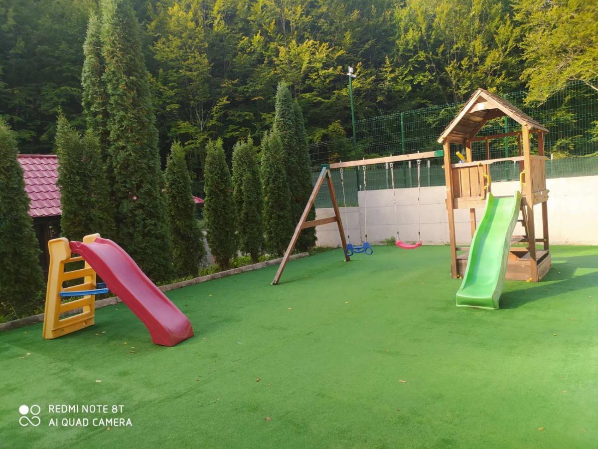 צ'יפליק Galaxy Hotel מראה חיצוני תמונה